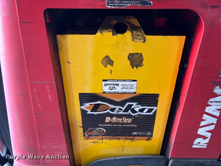 image for item ET8550 2018 Raymond 720-R35TT reach truck