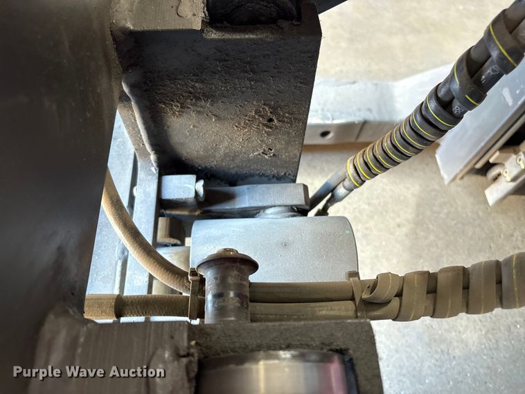 image for item ET8550 2018 Raymond 720-R35TT reach truck