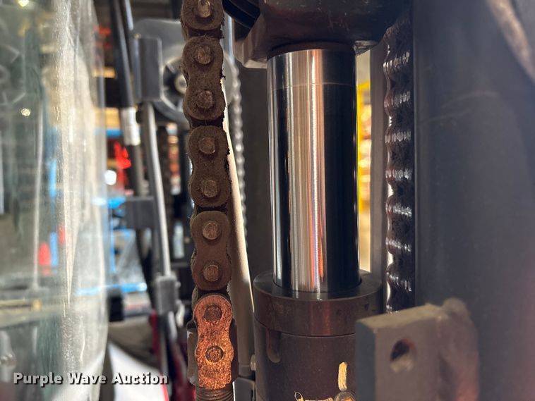 image for item ET8550 2018 Raymond 720-R35TT reach truck