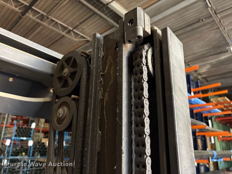 image for item ET8551 2017 Raymond 720-R35TT reach truck