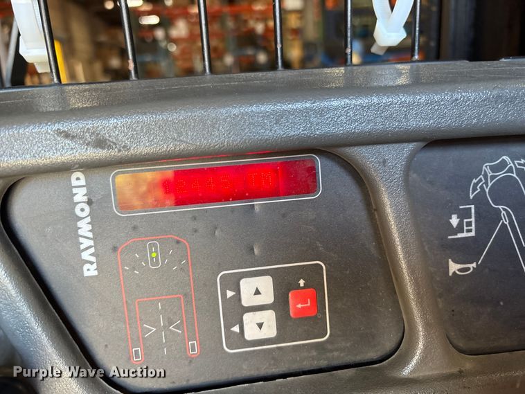 image for item ET8552 2019 Raymond 5500 order picker