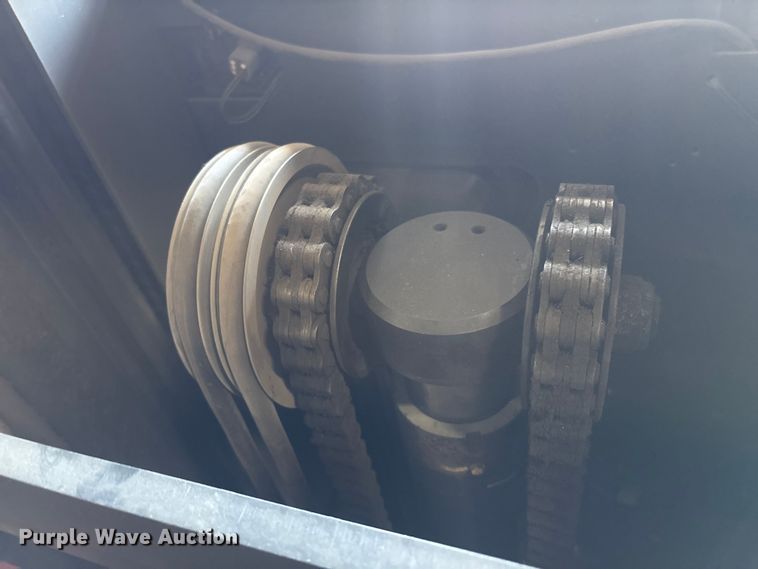 image for item ET8552 2019 Raymond 5500 order picker