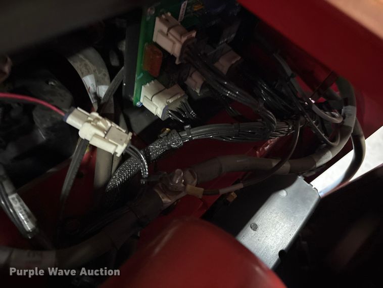 image for item ET8552 2019 Raymond 5500 order picker