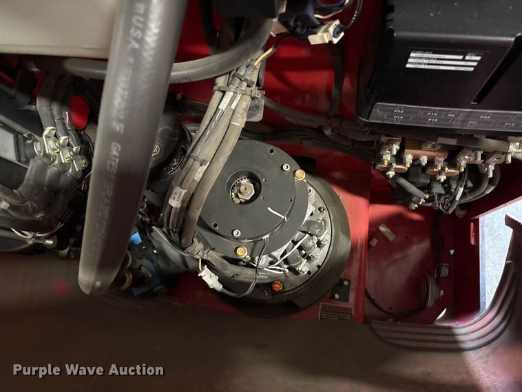 image for item ET8552 2019 Raymond 5500 order picker