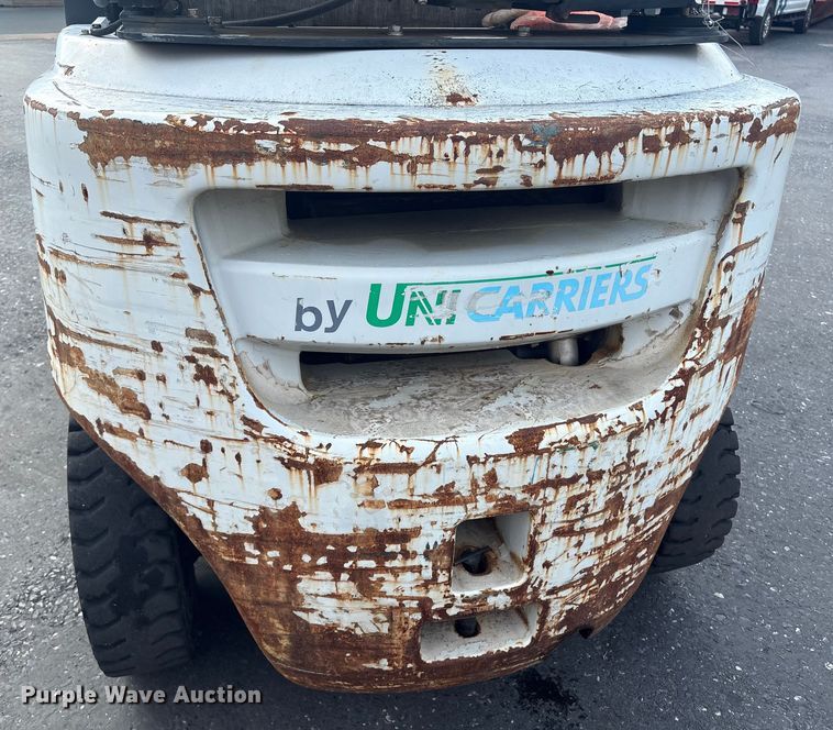 image for item ET8553 2015 Nissan PF80YLP forklift