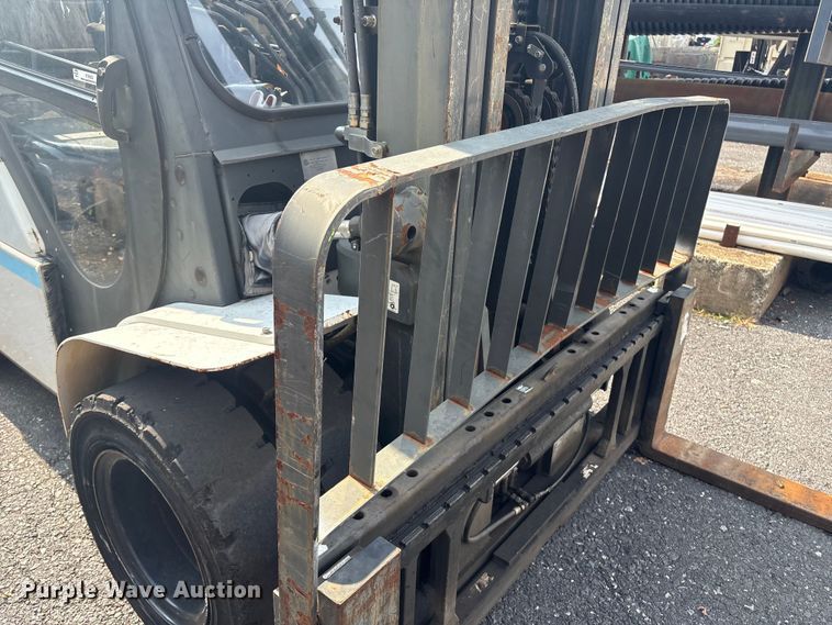 image for item ET8553 2015 Nissan PF80YLP forklift