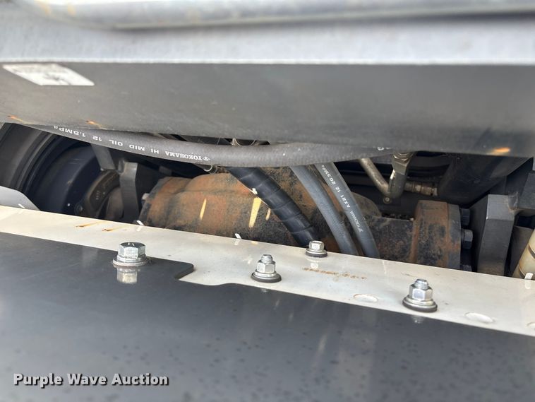 image for item ET8553 2015 Nissan PF80YLP forklift