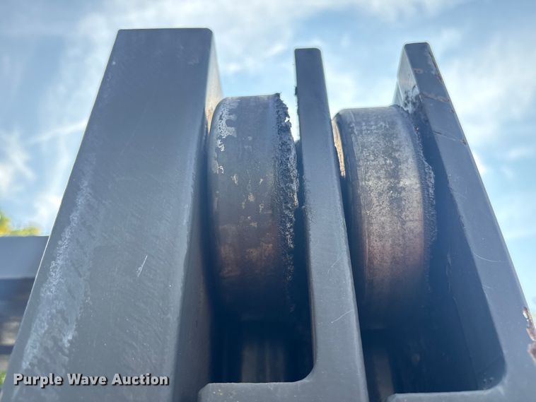 image for item ET8553 2015 Nissan PF80YLP forklift