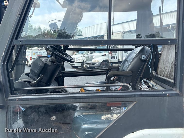 image for item ET8553 2015 Nissan PF80YLP forklift