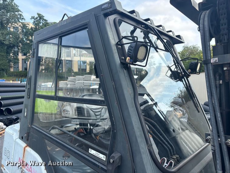 image for item ET8553 2015 Nissan PF80YLP forklift