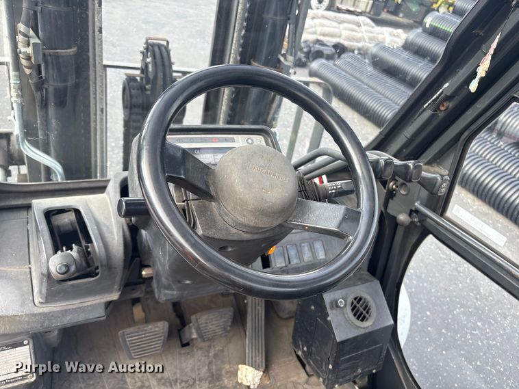 image for item ET8553 2015 Nissan PF80YLP forklift