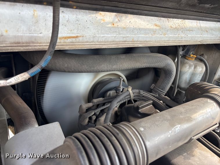 image for item ET8553 2015 Nissan PF80YLP forklift