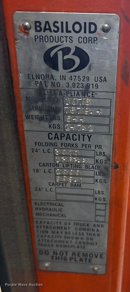 image for item ET8554 2017 UniCarriers CFS40 forklift