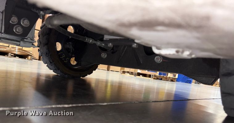 image for item ET8554 2017 UniCarriers CFS40 forklift