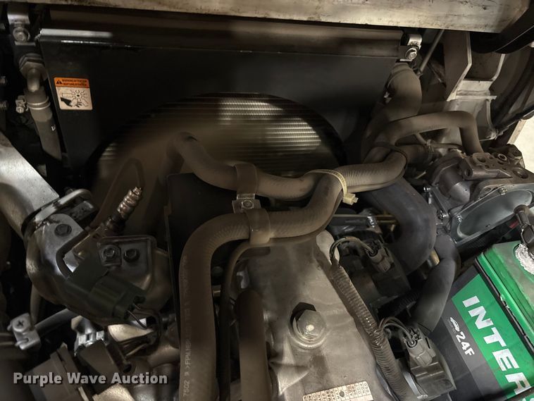 image for item ET8554 2017 UniCarriers CFS40 forklift