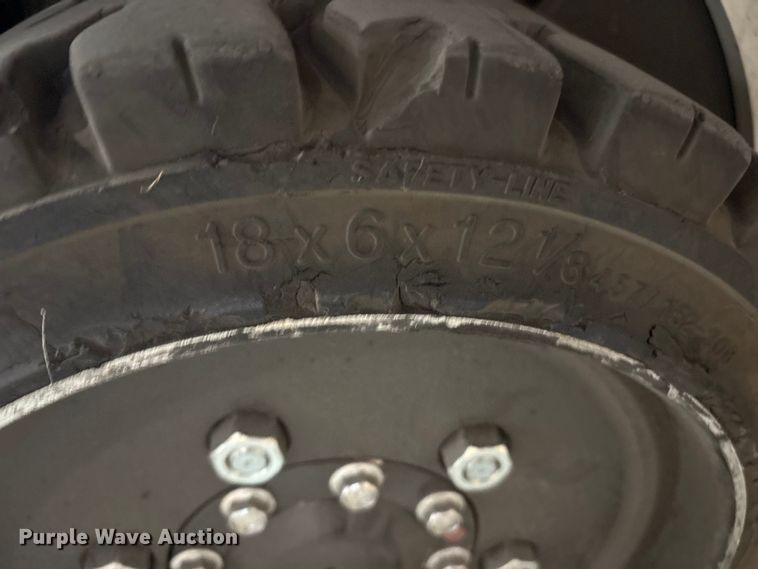 image for item ET8554 2017 UniCarriers CFS40 forklift