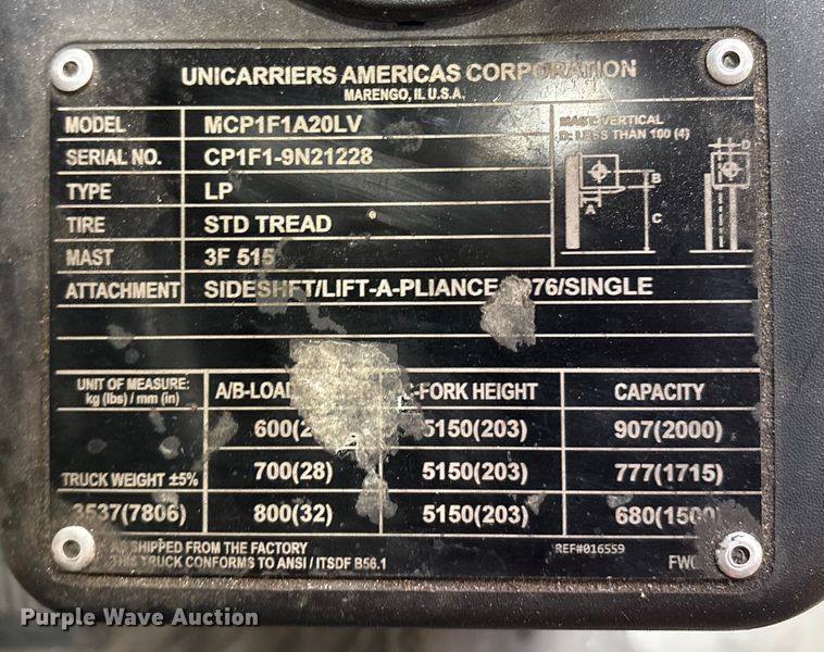 image for item ET8554 2017 UniCarriers CFS40 forklift