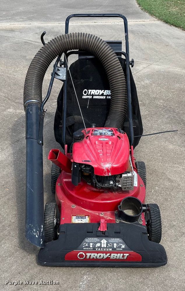 image for item EU0120 Lawn equipment