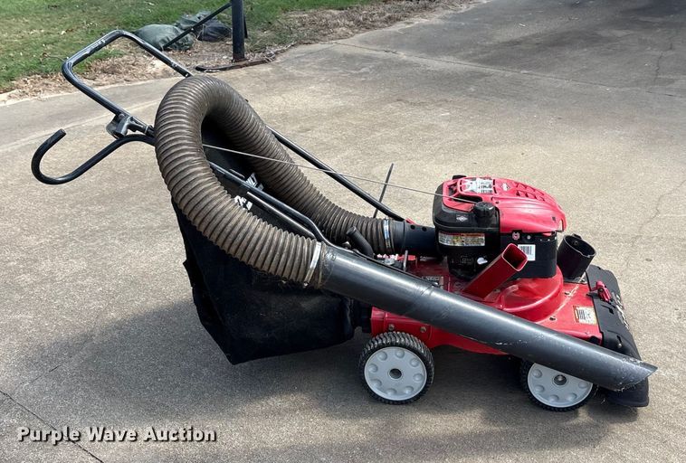 image for item EU0120 Lawn equipment