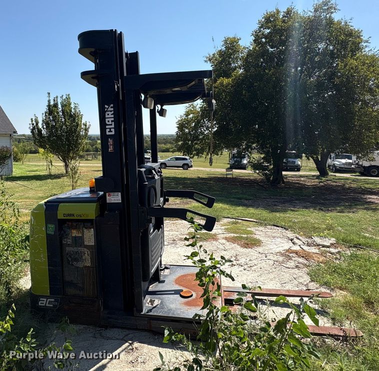 image for item EU0121 Clark 0SX15 order picker