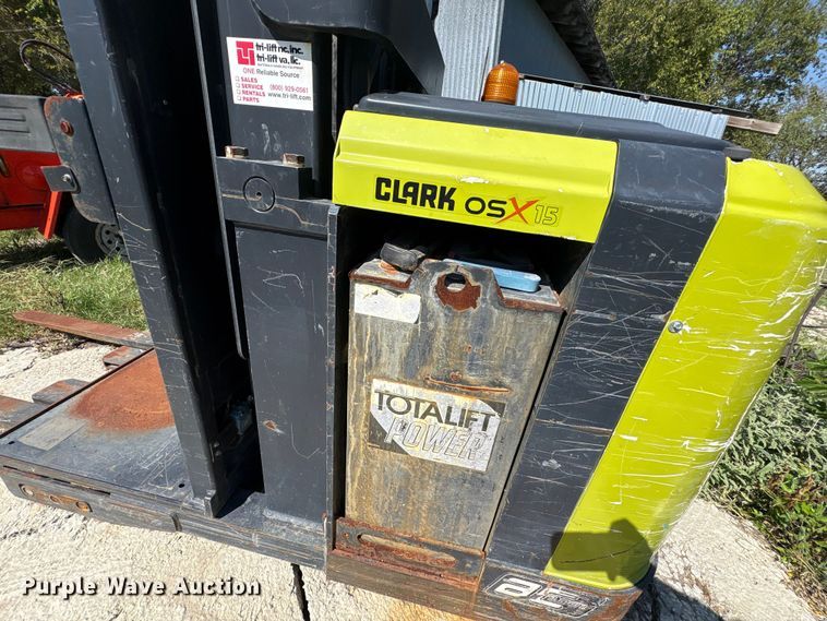 image for item EU0121 Clark 0SX15 order picker