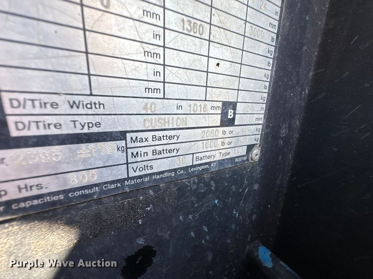 image for item EU0121 Clark 0SX15 order picker