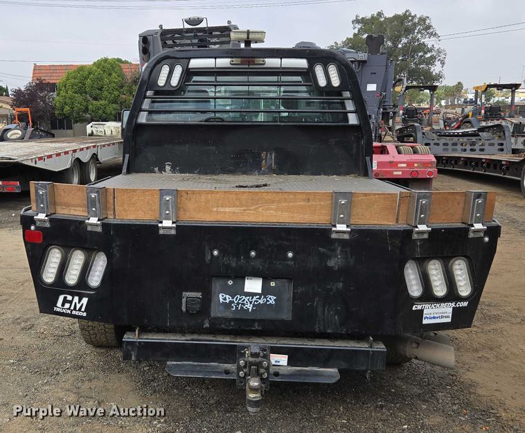 image for item EU2529 2016 Ford F250 Super Duty SuperCab flatbed pickup truck