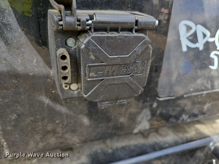 image for item EU2529 2016 Ford F250 Super Duty SuperCab flatbed pickup truck