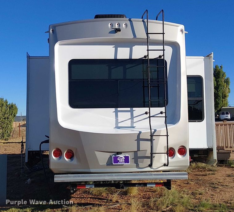 image for item EU2533 2016 Forest River Columbus camper