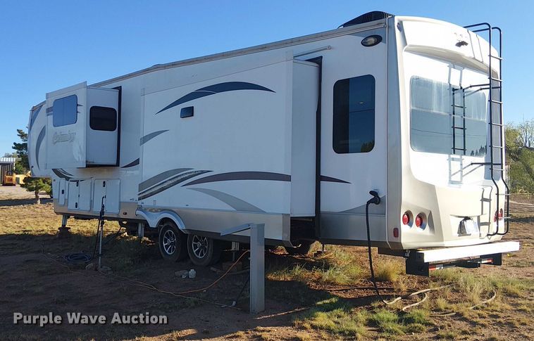 image for item EU2533 2016 Forest River Columbus camper