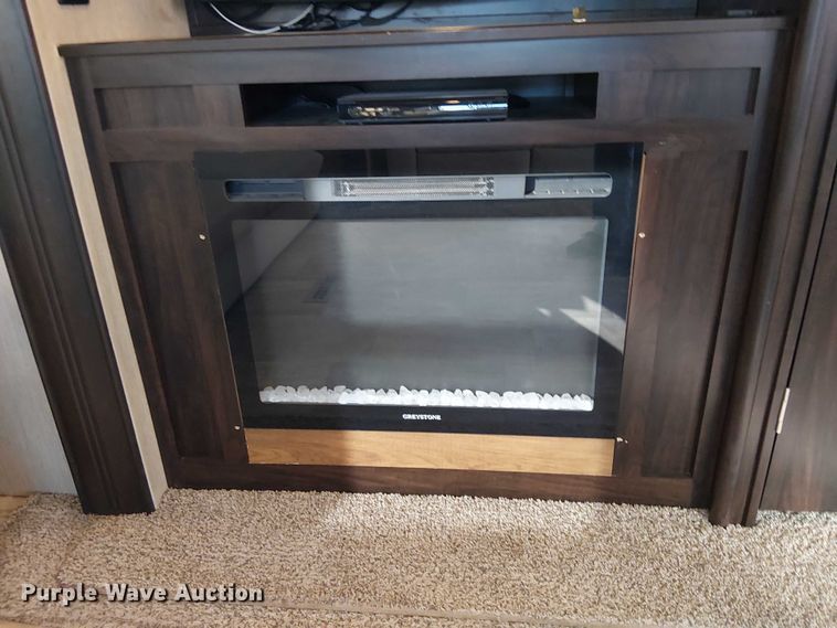 image for item EU2533 2016 Forest River Columbus camper