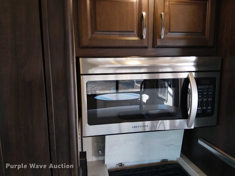 image for item EU2533 2016 Forest River Columbus camper