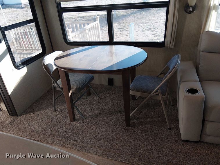 image for item EU2533 2016 Forest River Columbus camper