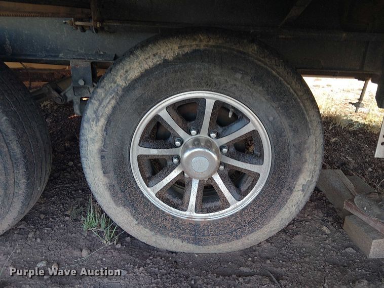 image for item EU2533 2016 Forest River Columbus camper