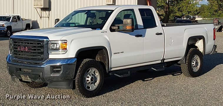 image for item EU2534 2019 GMC Sierra 2500HD Double Cab pickup truck