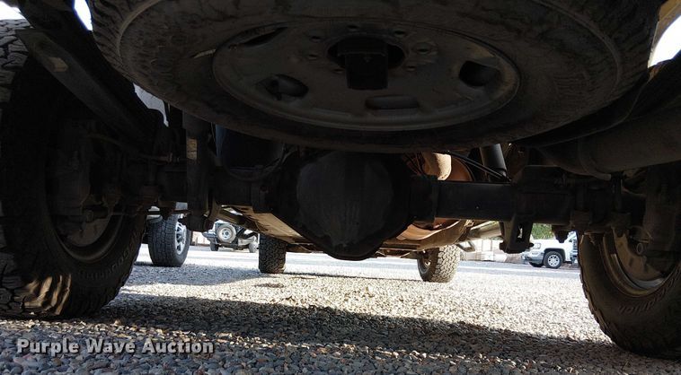 image for item EU2534 2019 GMC Sierra 2500HD Double Cab pickup truck