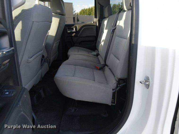 image for item EU2534 2019 GMC Sierra 2500HD Double Cab pickup truck