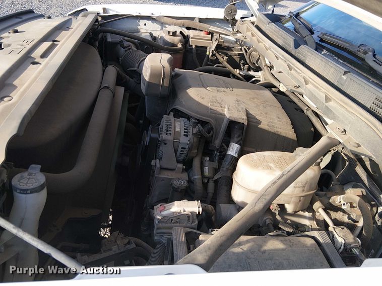 image for item EU2534 2019 GMC Sierra 2500HD Double Cab pickup truck