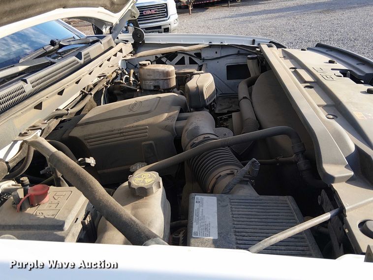 image for item EU2534 2019 GMC Sierra 2500HD Double Cab pickup truck