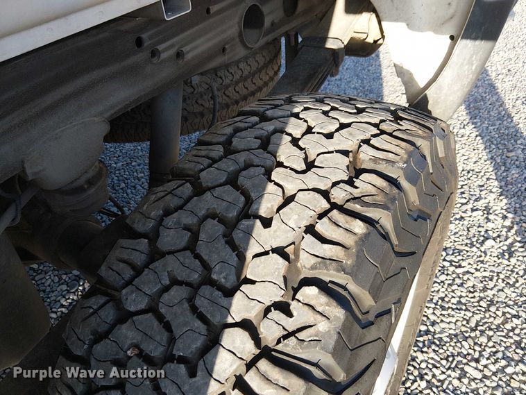 image for item EU2534 2019 GMC Sierra 2500HD Double Cab pickup truck