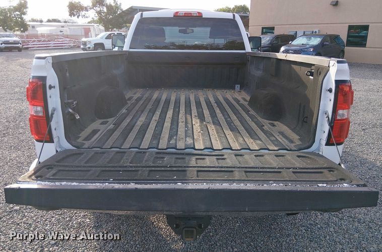 image for item EU2535 2016 GMC Sierra 2500HD pickup truck