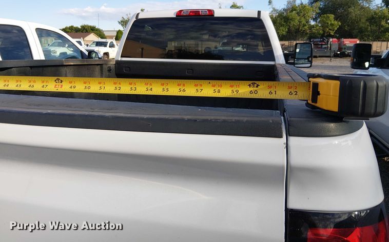 image for item EU2535 2016 GMC Sierra 2500HD pickup truck