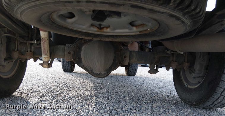 image for item EU2535 2016 GMC Sierra 2500HD pickup truck