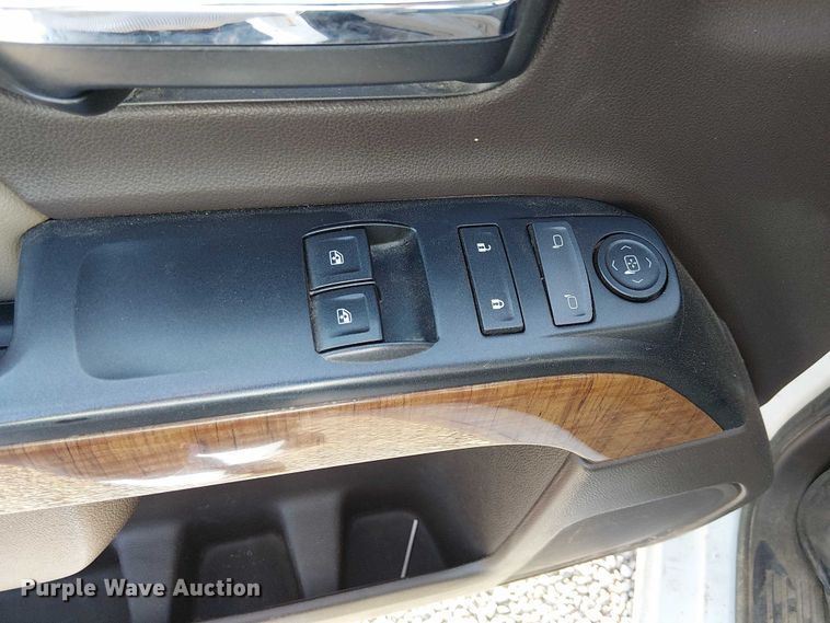 image for item EU2535 2016 GMC Sierra 2500HD pickup truck