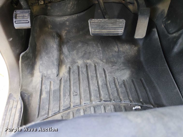 image for item EU2535 2016 GMC Sierra 2500HD pickup truck