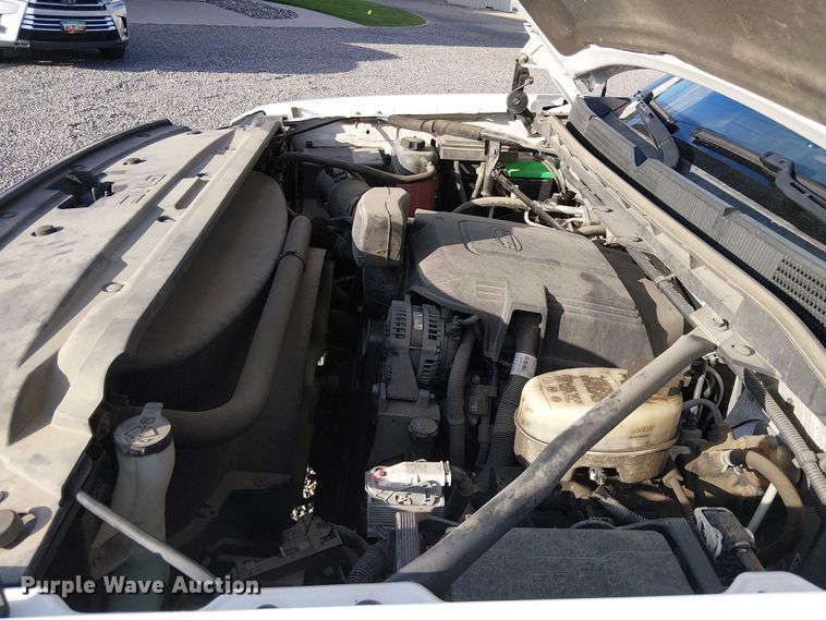 image for item EU2535 2016 GMC Sierra 2500HD pickup truck