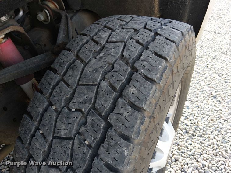 image for item EU2535 2016 GMC Sierra 2500HD pickup truck