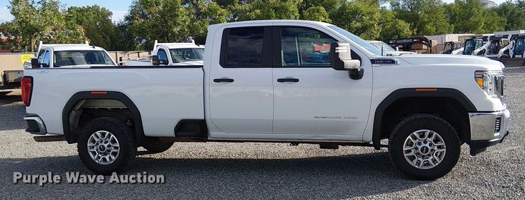 image for item EU2537 2020 GMC Sierra 2500HD Double Cab pickup truck