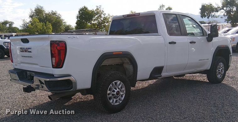 image for item EU2537 2020 GMC Sierra 2500HD Double Cab pickup truck
