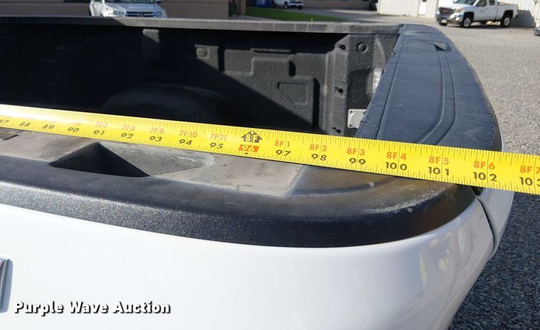 image for item EU2537 2020 GMC Sierra 2500HD Double Cab pickup truck